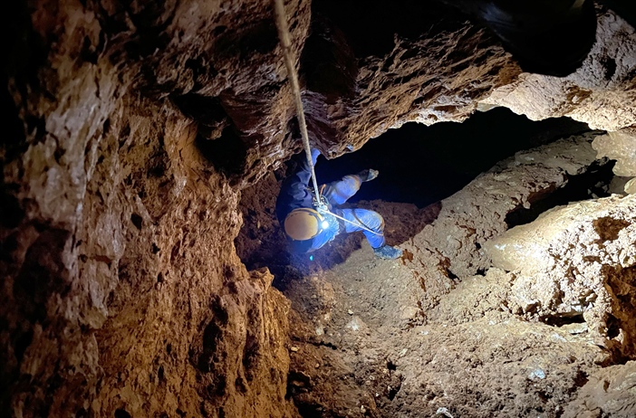 Jaskinie Jury - nowe szkice